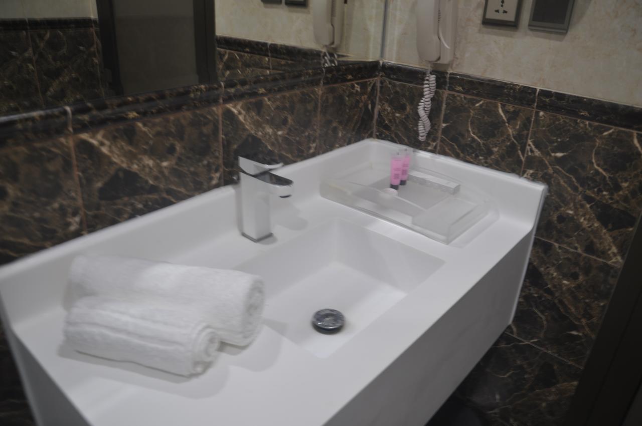 Almanzel Althahabi Aparthotel Dammam Exterior photo